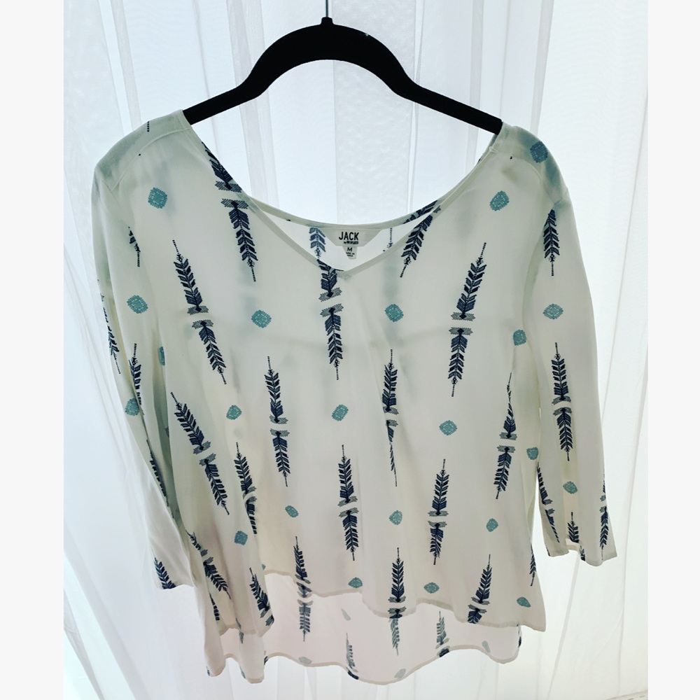 BB Dakota White Flowy Top
